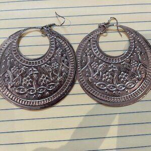 NEW lightweight earrings